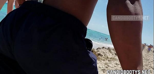  Candid Ass - Thick Blonde Latina @ Beach